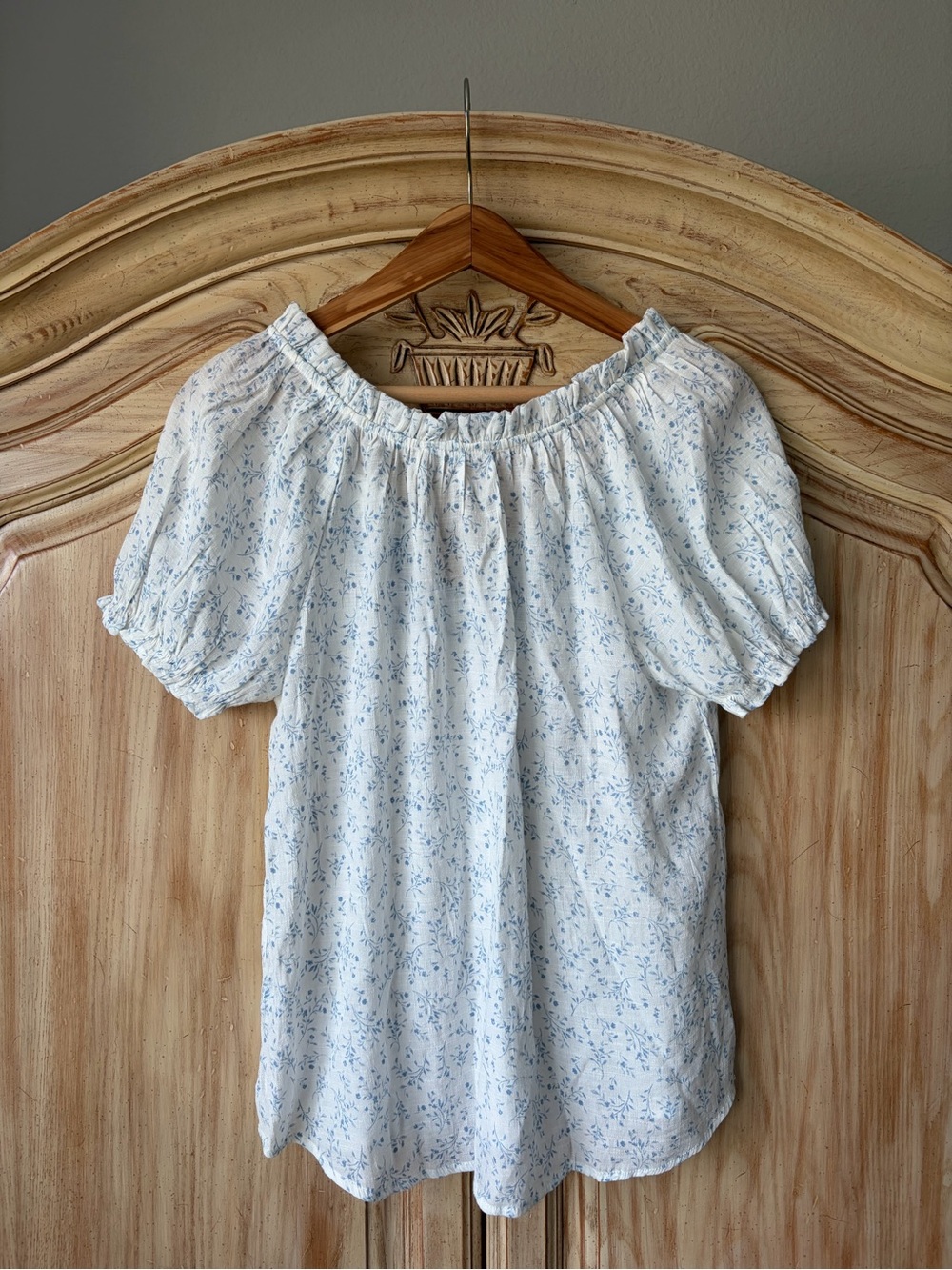 Mine Blue Ditsy Floral Print Blouse Women’s Size M Peasant Top Embroidered - Picture 2 of 8